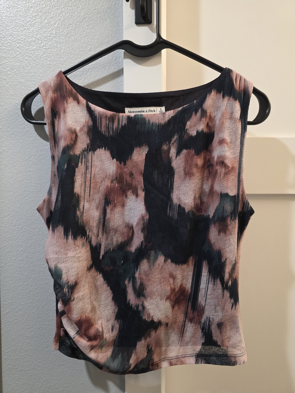Abercrombie & Fitch Pink and Black Abstract Tank Top